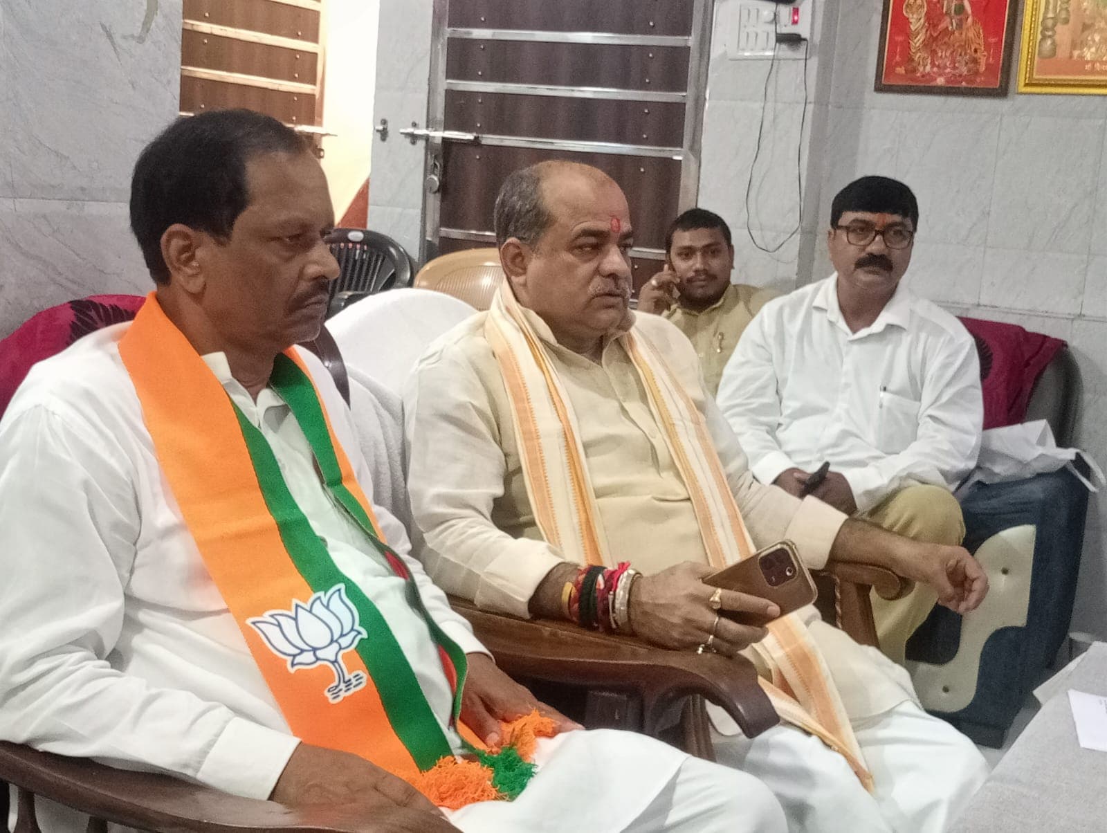 निर्वाचन प्रक्रिया को लेकर भ्रम फैलाने के बजाय तथ्यों का सम्मान करे विपक्ष : मनोज राय