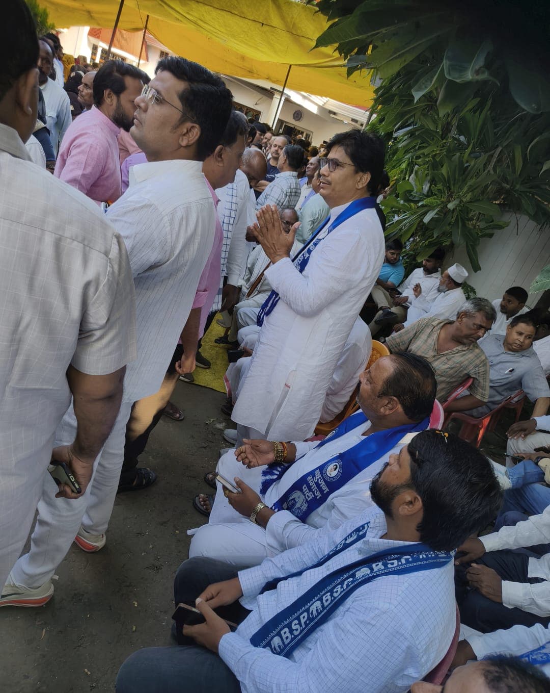 वेतन का बड़ा हिस्सा स्कूल पर खर्च करने वाले समाजसेवी शिक्षक डॉ. रामविलास भारती को नम आंखों से दी गई अंतिम विदाई